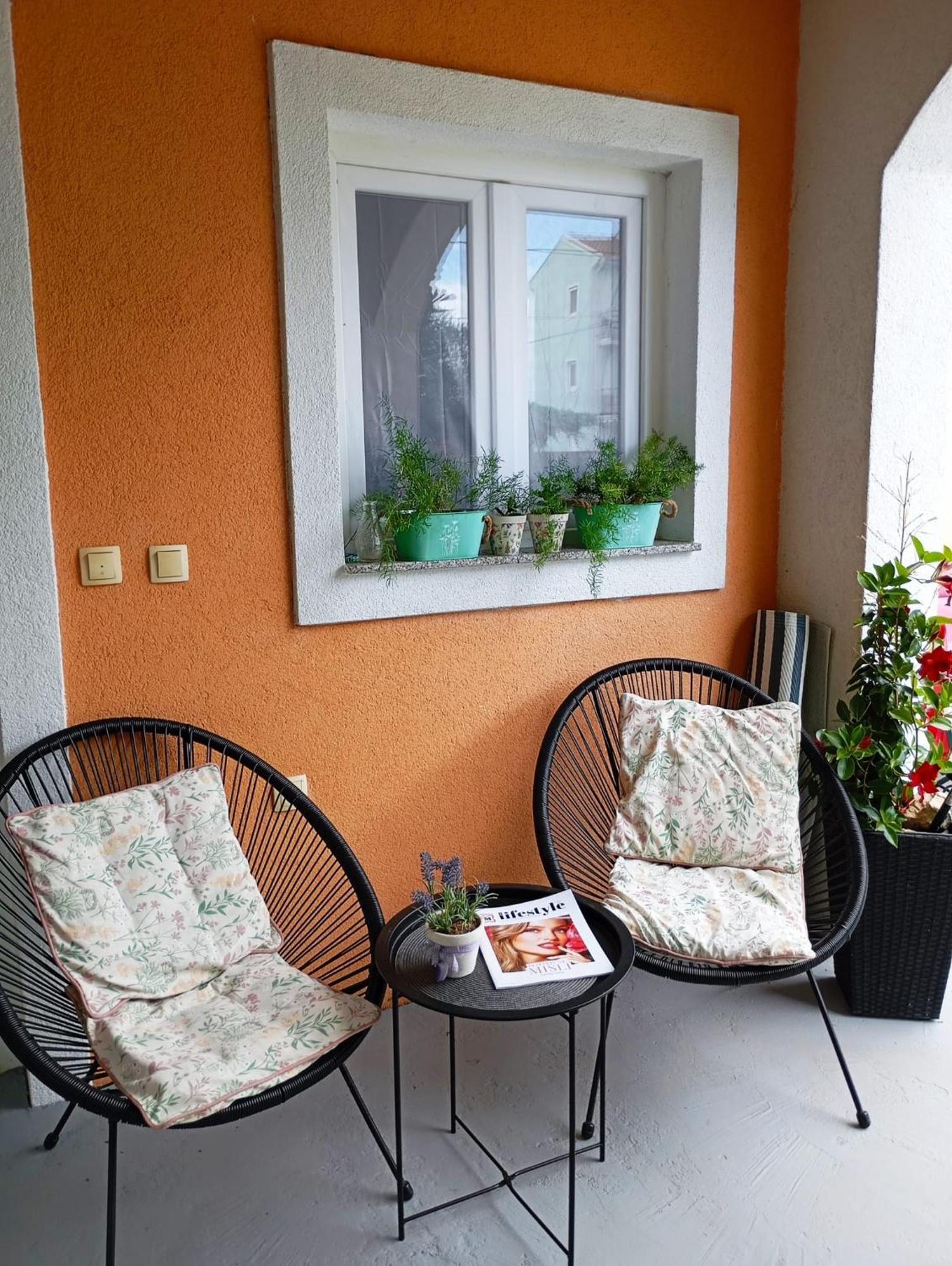 Apartmani Joja Biograd Na Moru Zewnętrze zdjęcie
